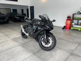 Yamaha R1 - YAMAHA RENNSPORT