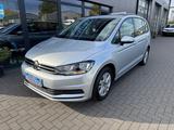 Volkswagen Touran 1.5TSI Comfortline*NAVI*ACC*7SITZE - VW Touran Gebrauchtwagen in Lübeck