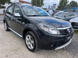 Dacia Sandero Stepway Tüv + Zahnriemen neu Klima AHK - Dacia aus 2011