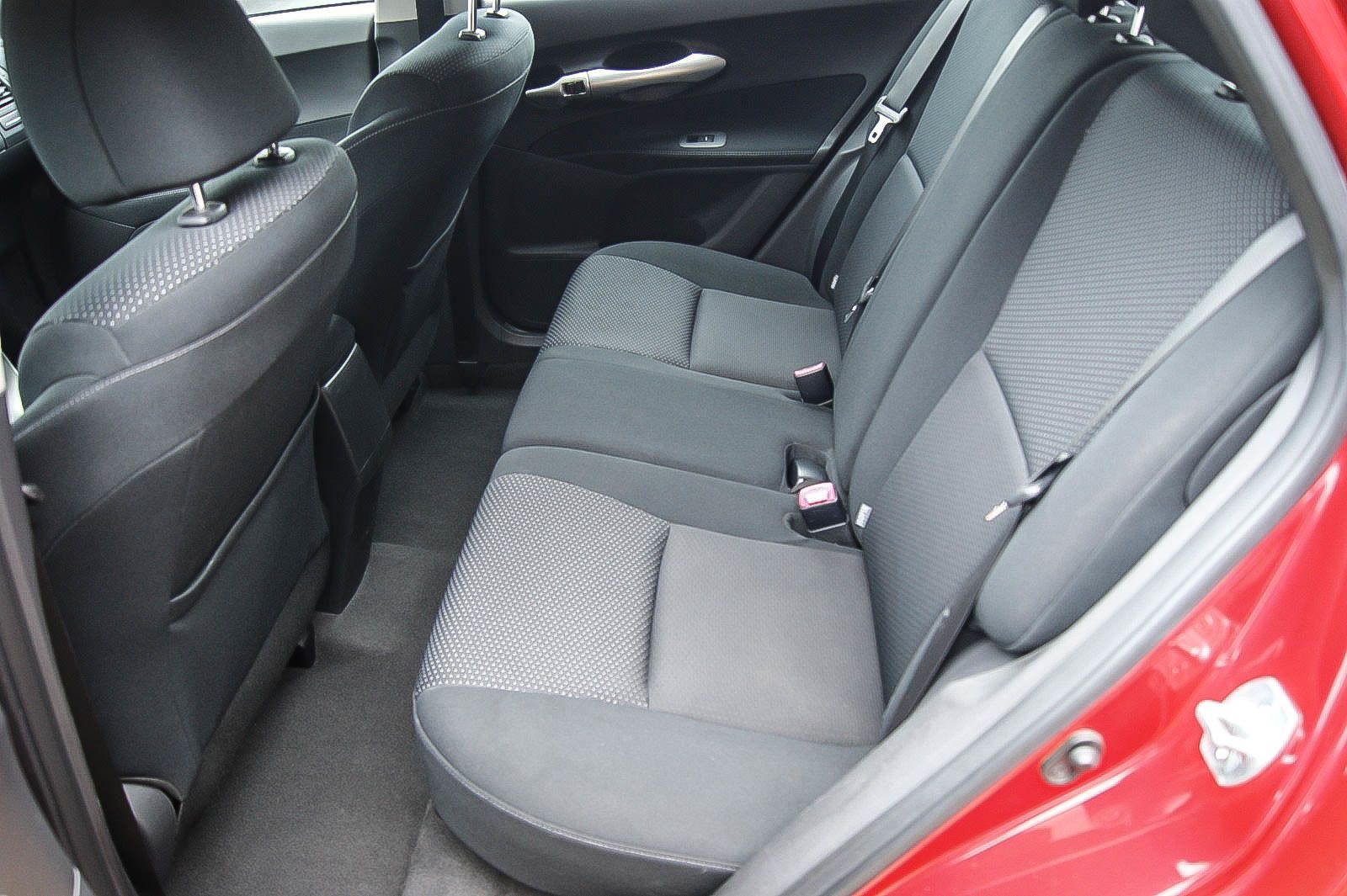 Fahrzeugabbildung Toyota Auris 1.6 Valvematic Travel NAVIGATION PDC 1HAND