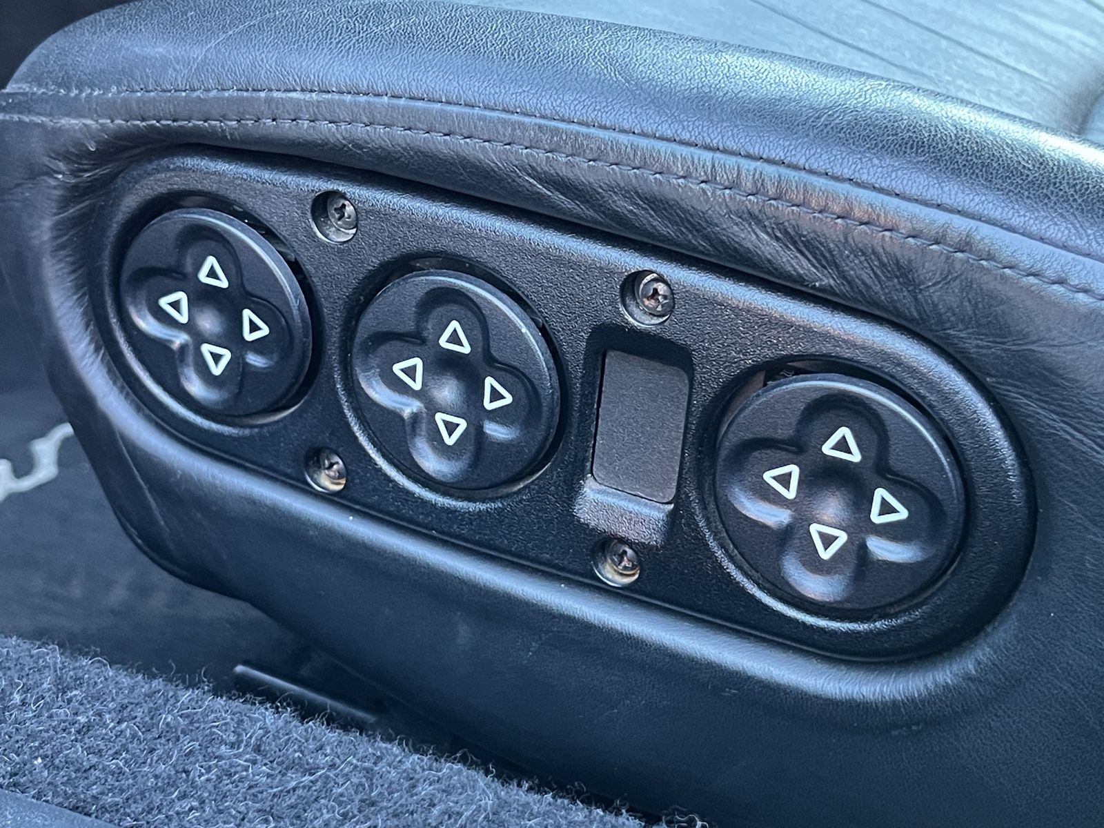 Fahrzeugabbildung Porsche 993 3.6 Turbo*Schiebedach*Deutsch*Sammlerstück*