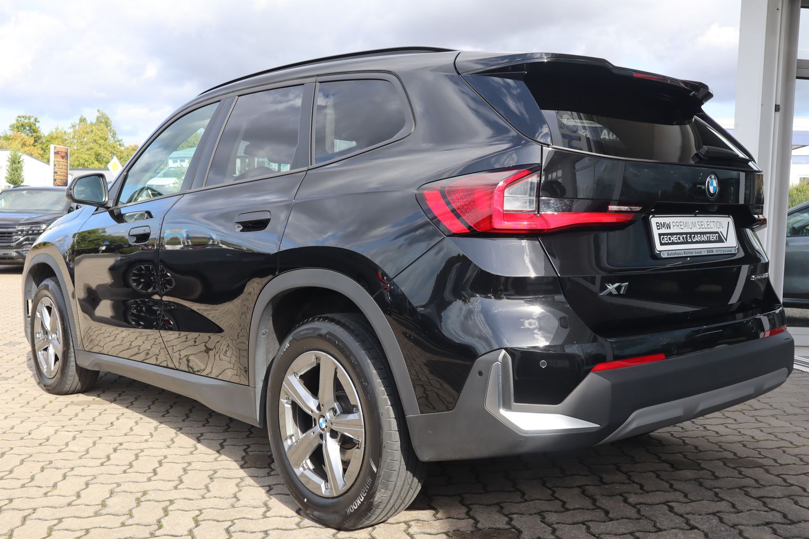 BMW X1 sDrive18i DAB LED Komfortzg AHK Shz RFK foto 3