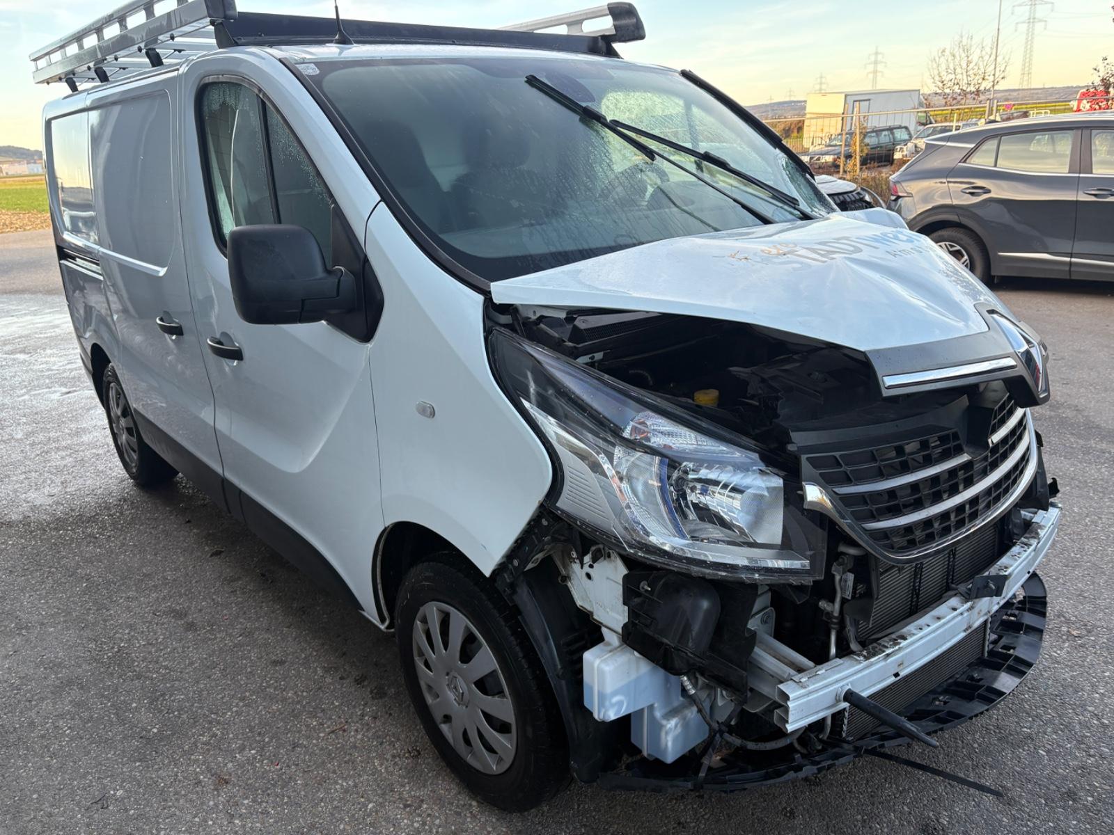 Renault Trafic L1H1 2,8t dCi 120