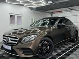 Mercedes-Benz E 350 d AMG-LINE/MASSAGE/BURMESTER/DESIGNO/WIDE - Mercedes-Benz E 350 mit Diesel-Antrieb: Limousine