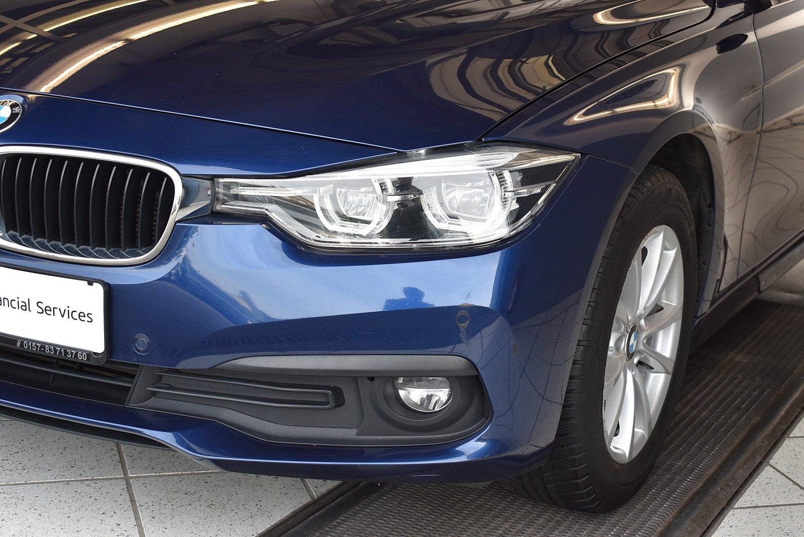 BMW 318d Advantage Steptronic *LED*Navi*Leder*AHK