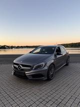 Mercedes-Benz A45 AMG Recaro Night AMG Abgas Scheckheft - Mercedes-Benz A 45 AMG