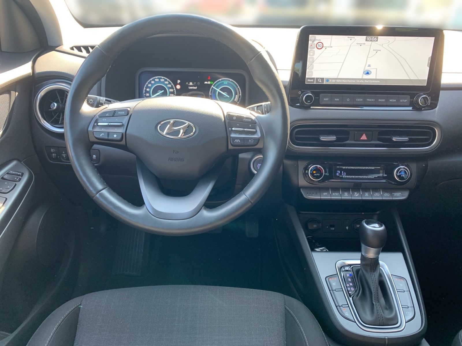 Fahrzeugabbildung Hyundai KONA 1.6 GDI Trend Hybrid Navi AHK 1Hd