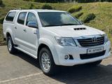 Toyota Hilux D-Kabine 3.0 Diesel*4x4*TÜV*AUTOMATIK - Toyota Hilux in Solingen