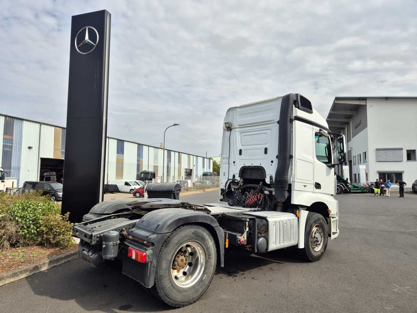 Fahrzeugabbildung Mercedes-Benz Arocs 1845 LS 4x4 HAD Retarder Hydraulik Navi