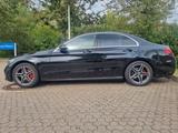 Mercedes-Benz C 300 d Autom AMG  - Mercedes-Benz C 300 mit Diesel-Antrieb: Limousine