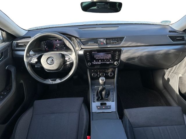 Skoda Superb - Bild 10