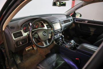 Volkswagen Touareg - 9