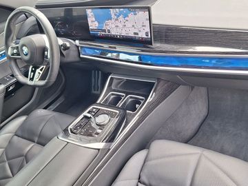 BMW 740 - 10