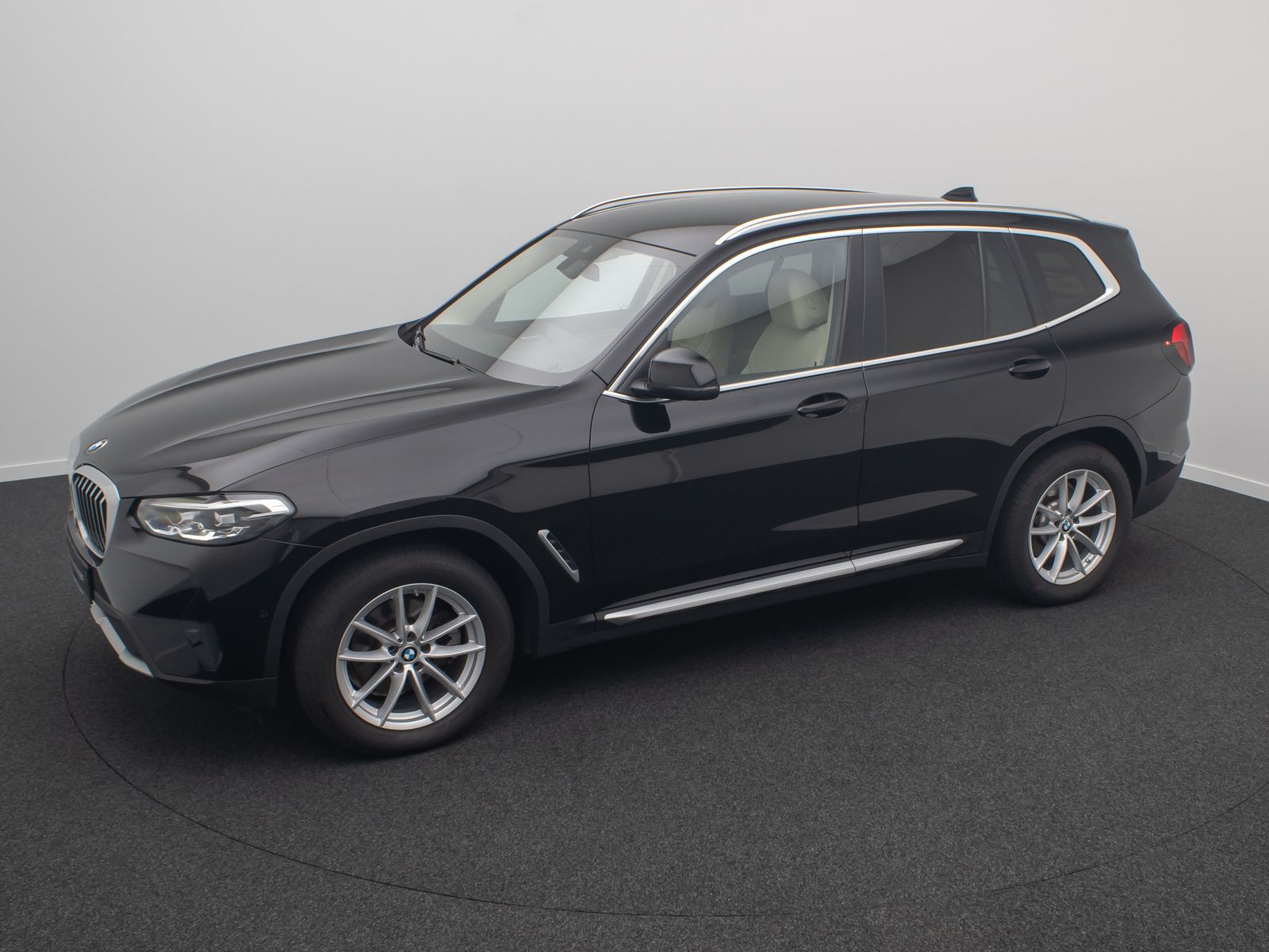 Fahrzeugabbildung BMW X3 xD20d Kamera DAB H/K Leder Sportsitz 18Zoll