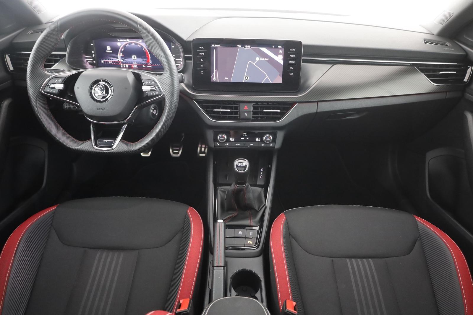 Skoda Scala 1.5 TSI Edition S ABT LED Navi Panorama