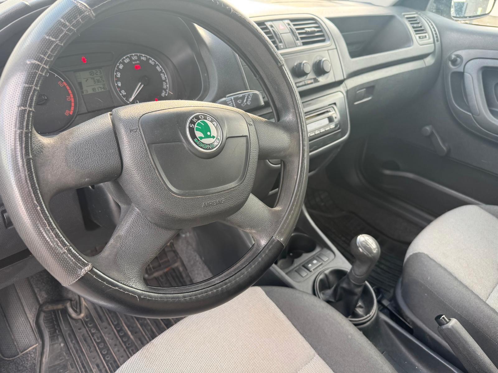 Skoda Fabia 2010 — photo 9