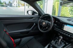PORSCHE 992 GT3 Touring/ MATRIX/ LIFT/ SCHALENSITZ/ BOSE PORSCHE 992 GT3 Touring/ MATRIX/ LIFT/ SCHALENSITZ/ BOSE