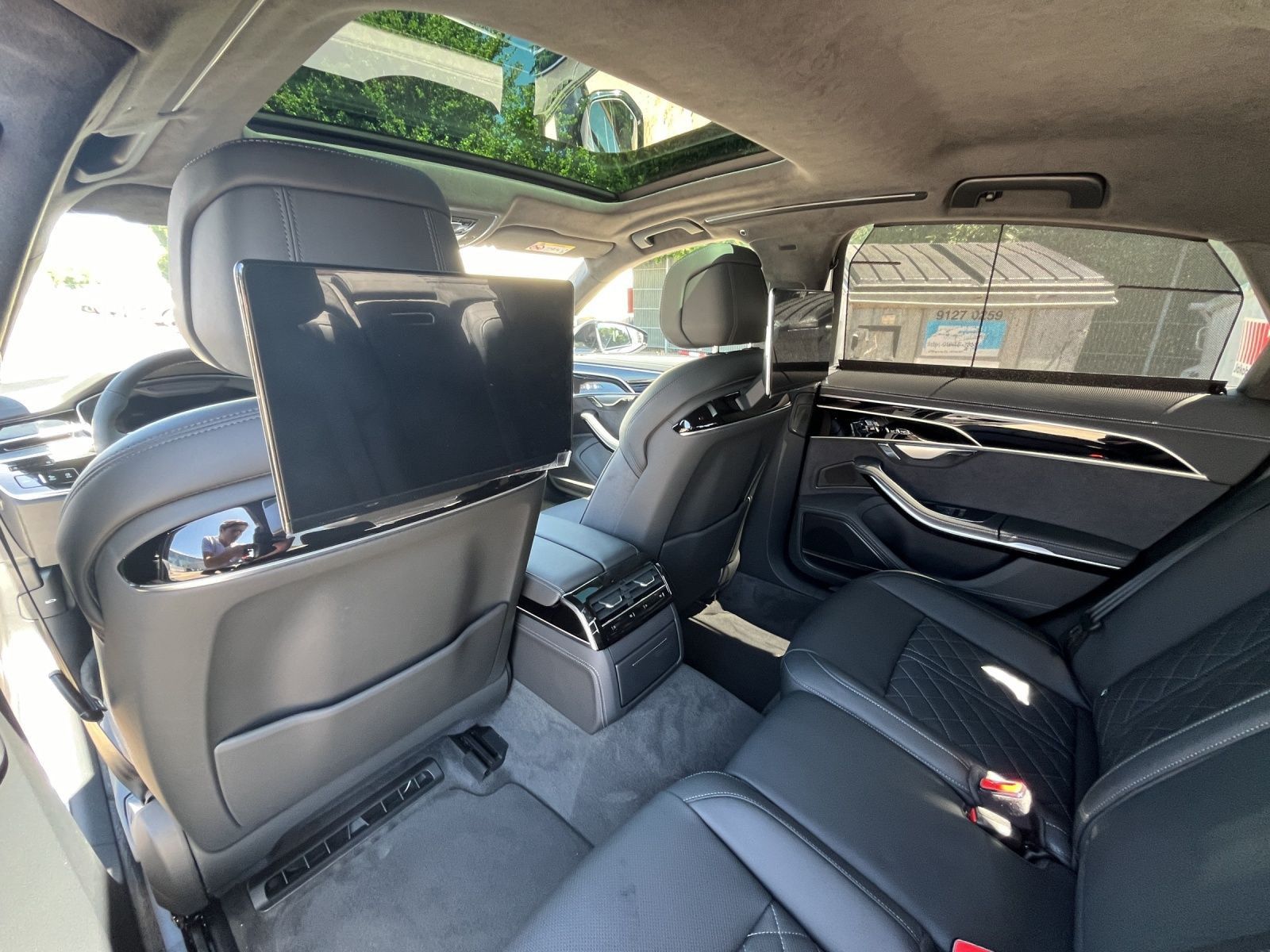 Audi S8 - Bild 17