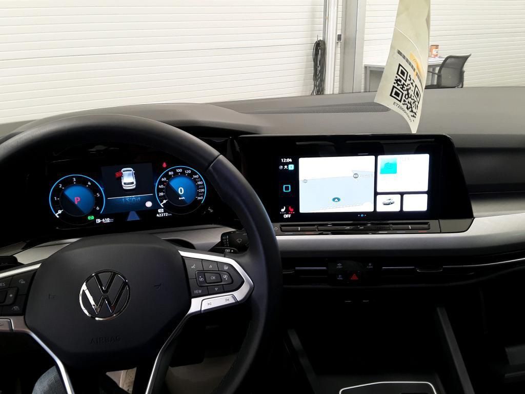 Volkswagen Golf Life 2.0 TDI SCR Tempo*PDC*Nav*SH*Klima