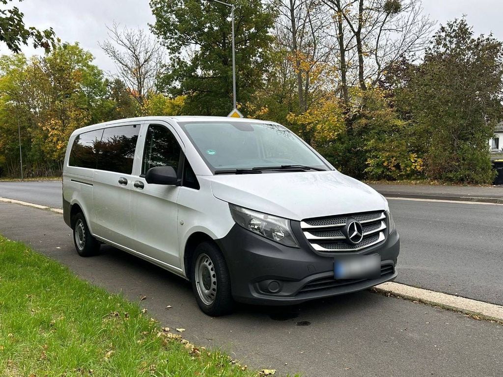 Image of Mercedes-Benz Vito