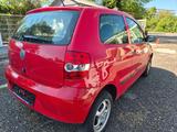 Volkswagen Fox Basis - rote Volkswagen Fox