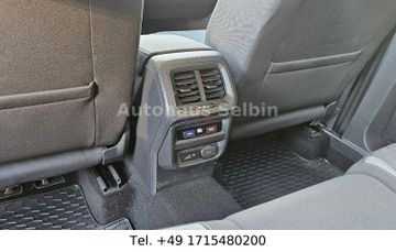 Volkswagen Tiguan - 12