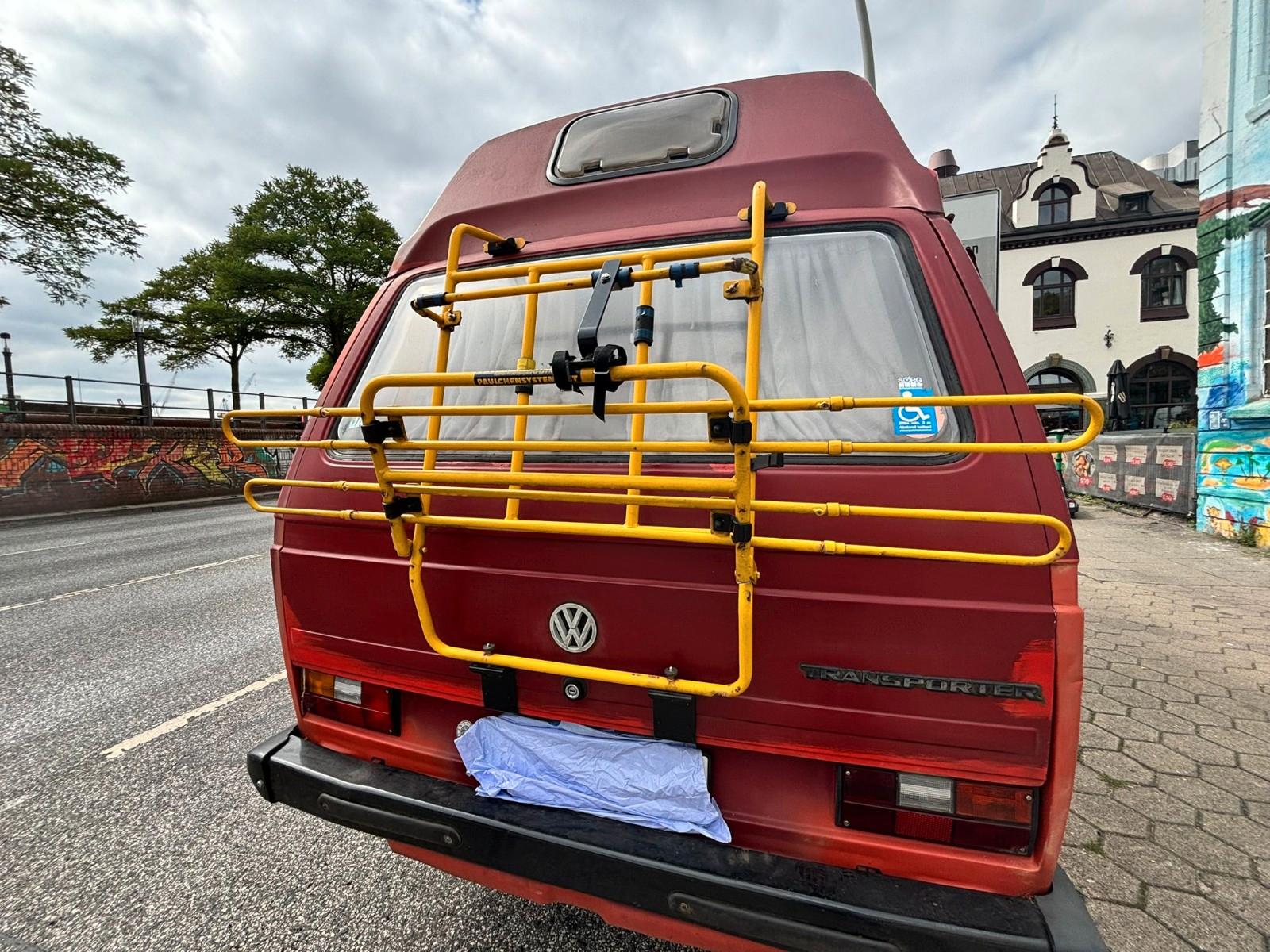 Volkswagen T3 - gepflegter Wohnmobil-Klassiker mit Hochdach