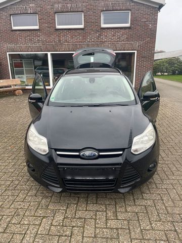 Ford Focus EcoBoots TÜV bis 1/2026