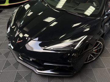 Corvette C8 - 4
