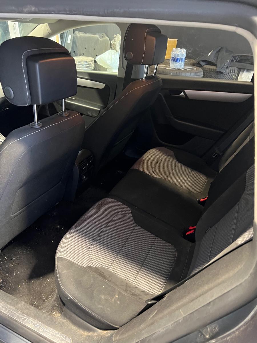 Volkswagen Passat Alltrack 2013 — photo 9
