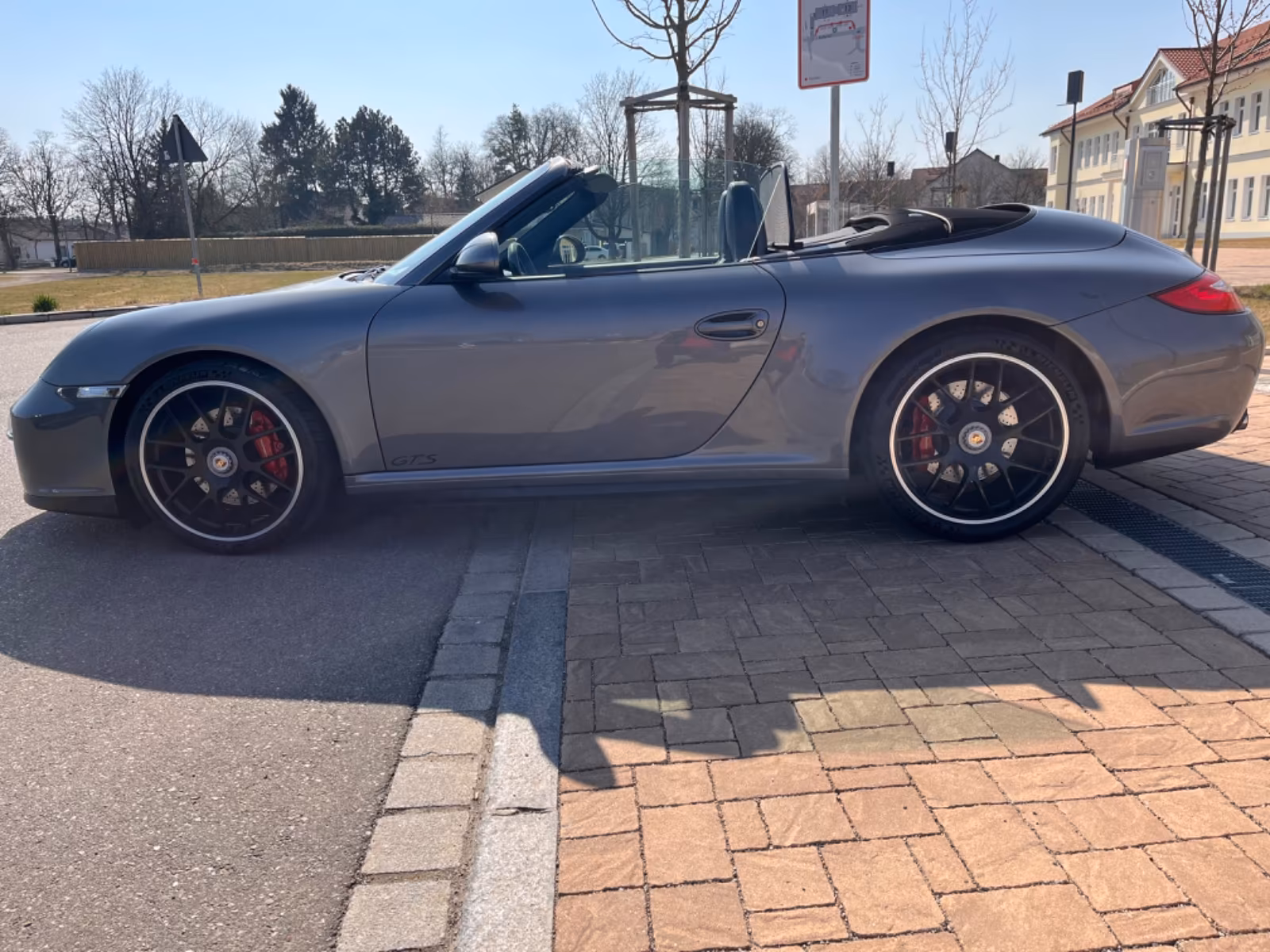 Porsche 997 911 GTS Cabrio PDK NAVI Zentralverschluss