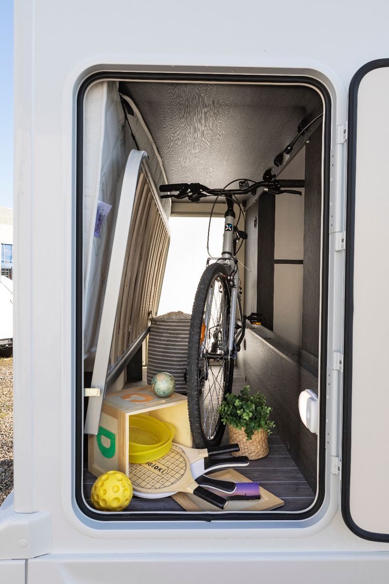 Fahrzeugabbildung Roller Team Kronos 277 M - 6.389€ sparen!