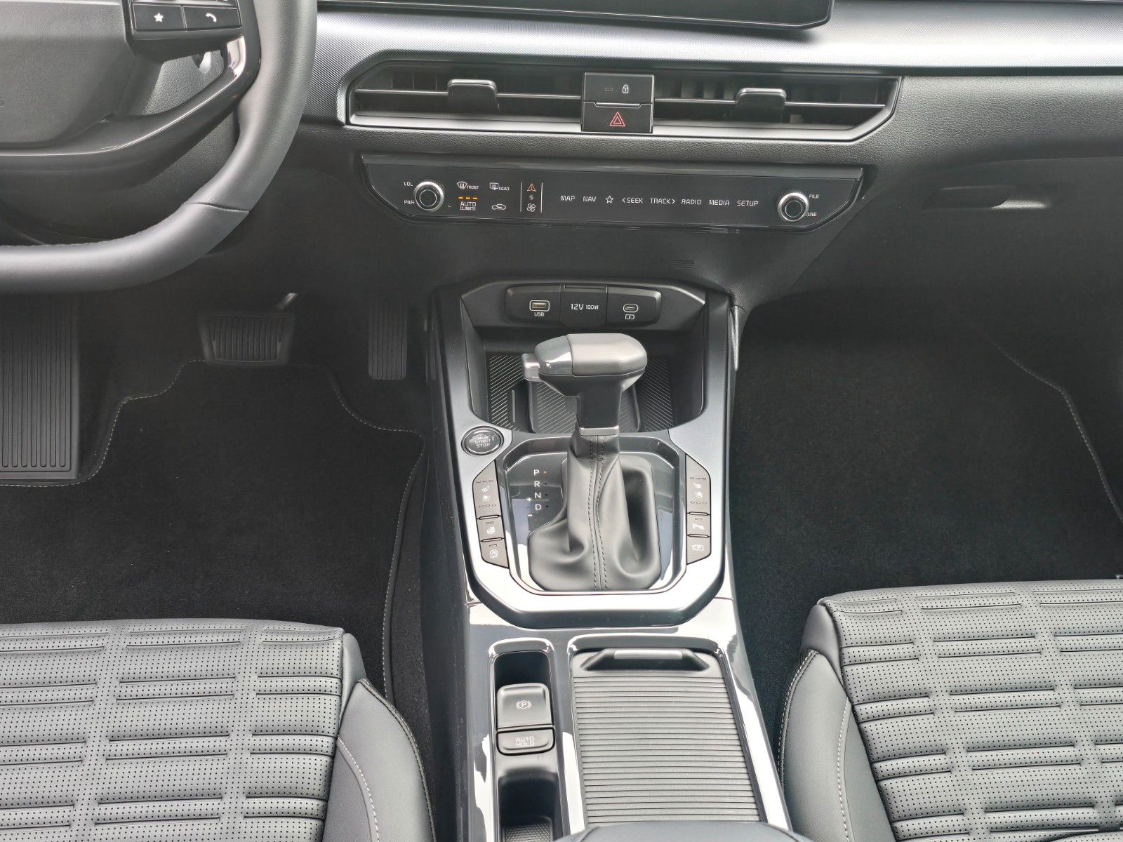 Fahrzeugabbildung Kia XCEED 1.6T 180 DCT SPI SD SITZ ADV