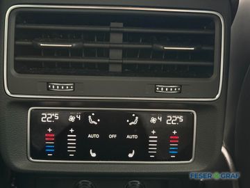 Audi Q8 - 10