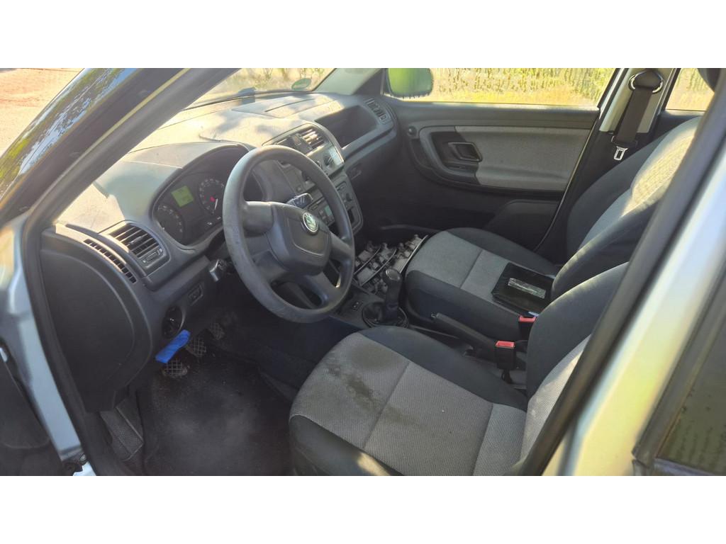 Skoda Fabia 2012 — photo 6