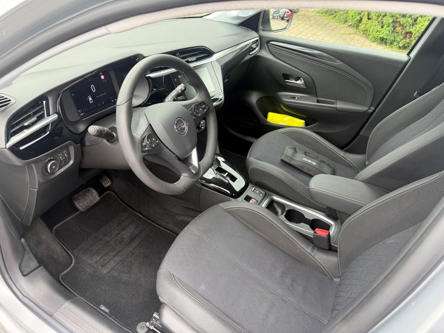 Fahrzeugabbildung Opel Corsa F Elegance SHZ+Kamera+Allwetter