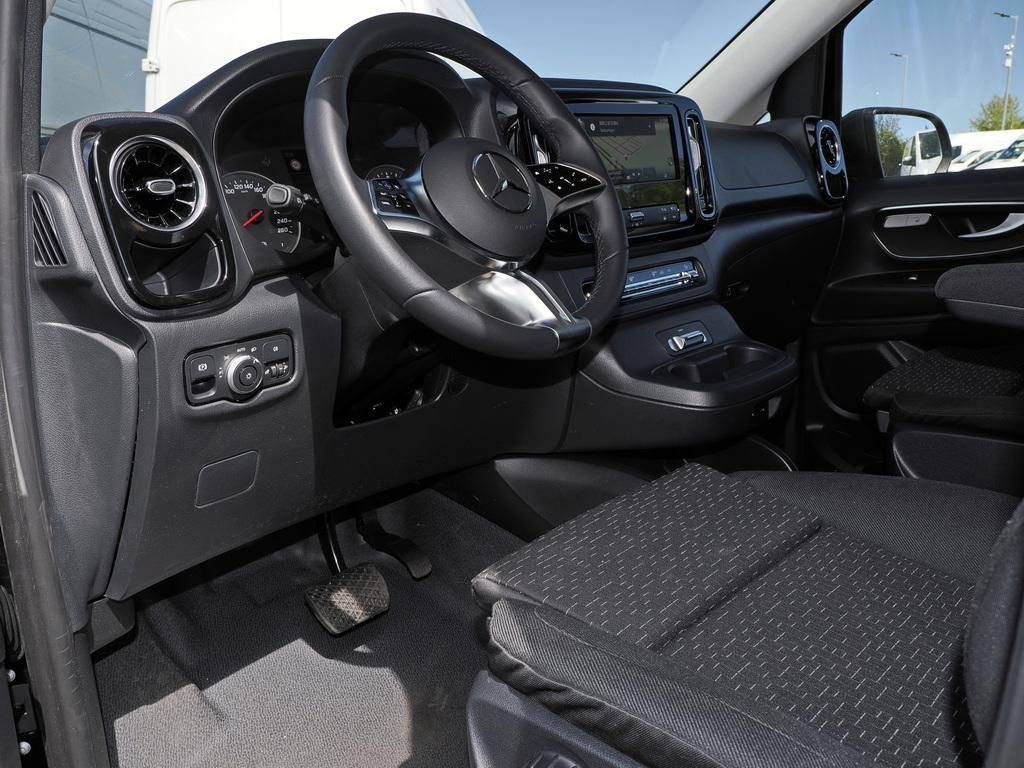 Mercedes-Benz VITO 116 TOURER NEUES MODELL AHK 2,5T NAVI KAM