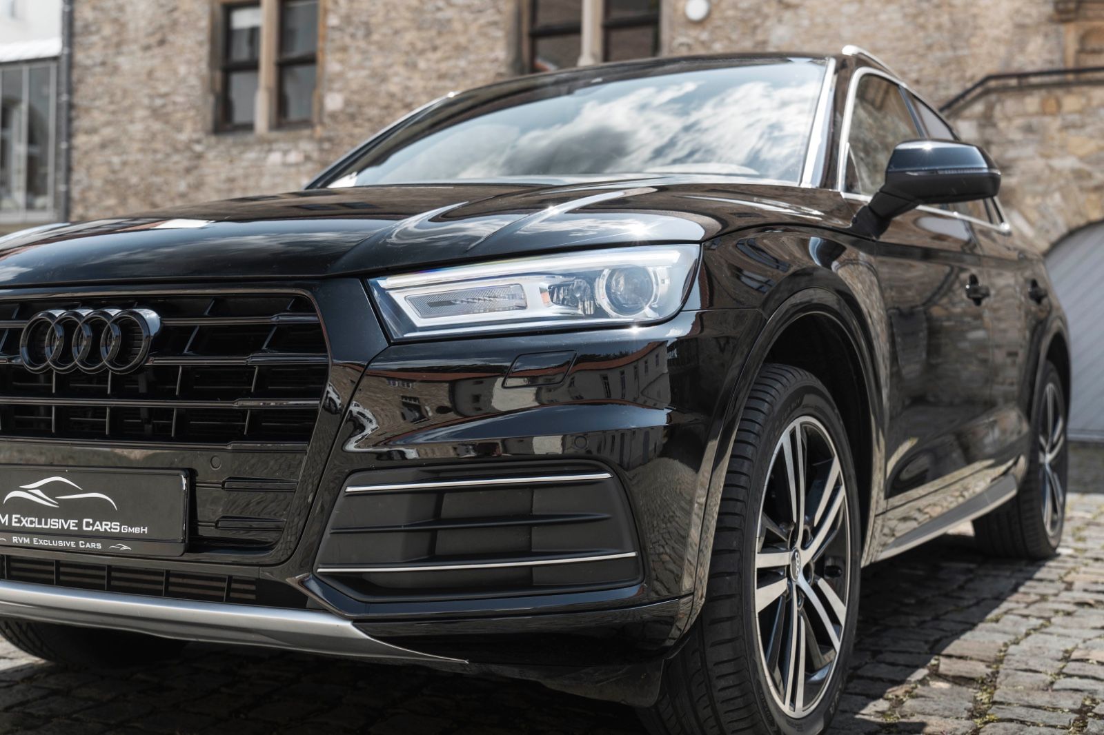 Fahrzeugabbildung Audi Q5 45TFSI QUATTRO LED KAM ALCANTARA TOTW NAV