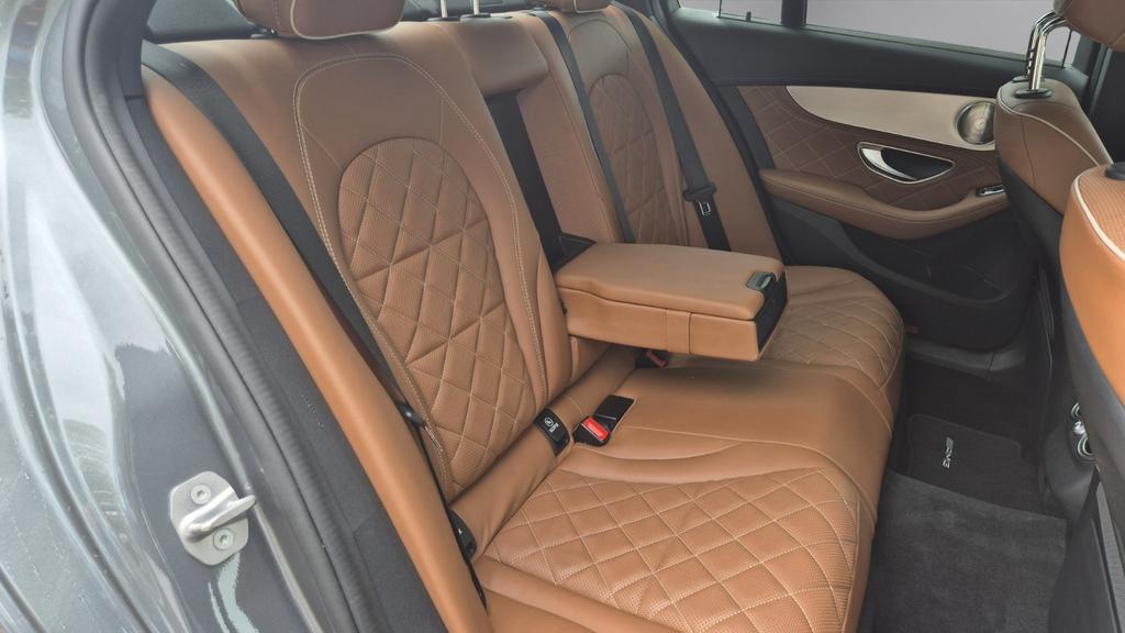 Mercedes-Benz C 63 AMG