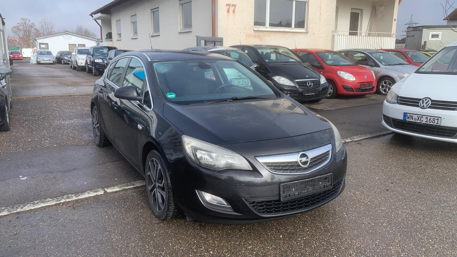 Opel Astra J Lim. 5-trg. Sport