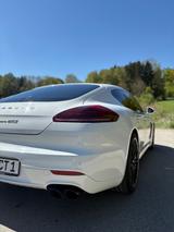 Porsche Panamera GTS  Approved + Service Neu PZ - Porsche Panamera Gebrauchtwagen in München
