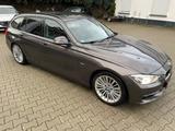 BMW 328i Touring Luxury Line abs. Top Ausstattung!! - BMW 328: Kombi