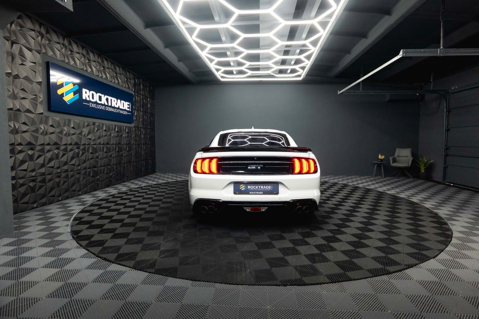 Fahrzeugabbildung Ford Mustang Shelby GT 500 5.0 V8 Performance LED 19%