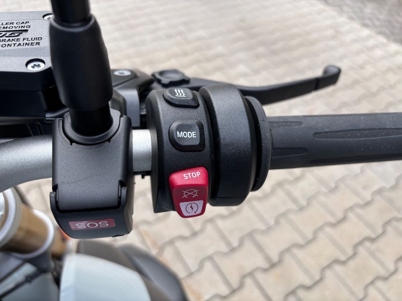Fahrzeugabbildung BMW R 1250 R 3 Pakete