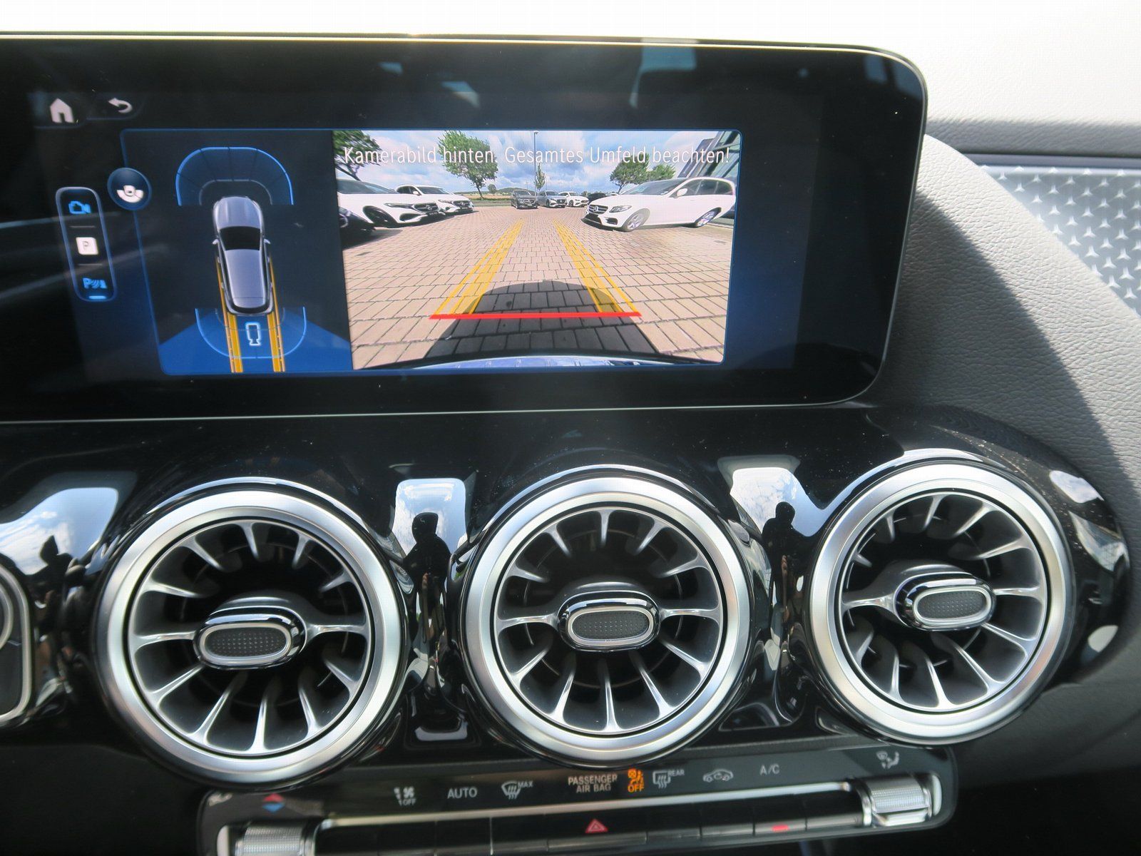 Mercedes-Benz GLA 180 Progressive Line Advanced LED High Carpl foto 14