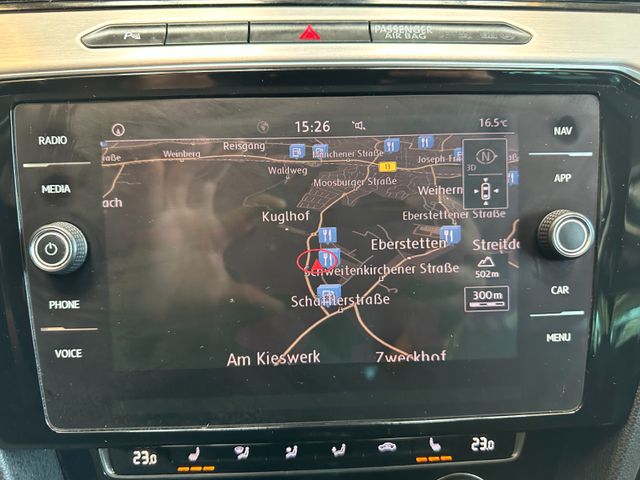 Volkswagen Passat Variant *Keyless*LED*NAVI*ACC*3-Zonen*