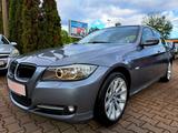 BMW 320i Baureihe 3 Lim. - BMW 320 aus 2010: 320i