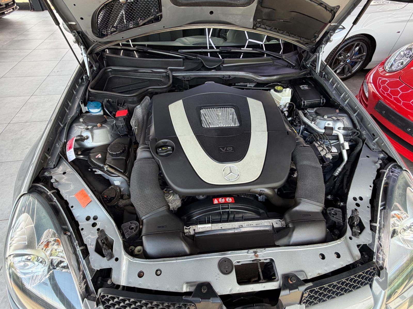 Mercedes-Benz SLK 300 2LOOK Edition V6 231 ch BVM / Harman Kardon / Cuir Nappa / Airscarf / Historique Mercedes