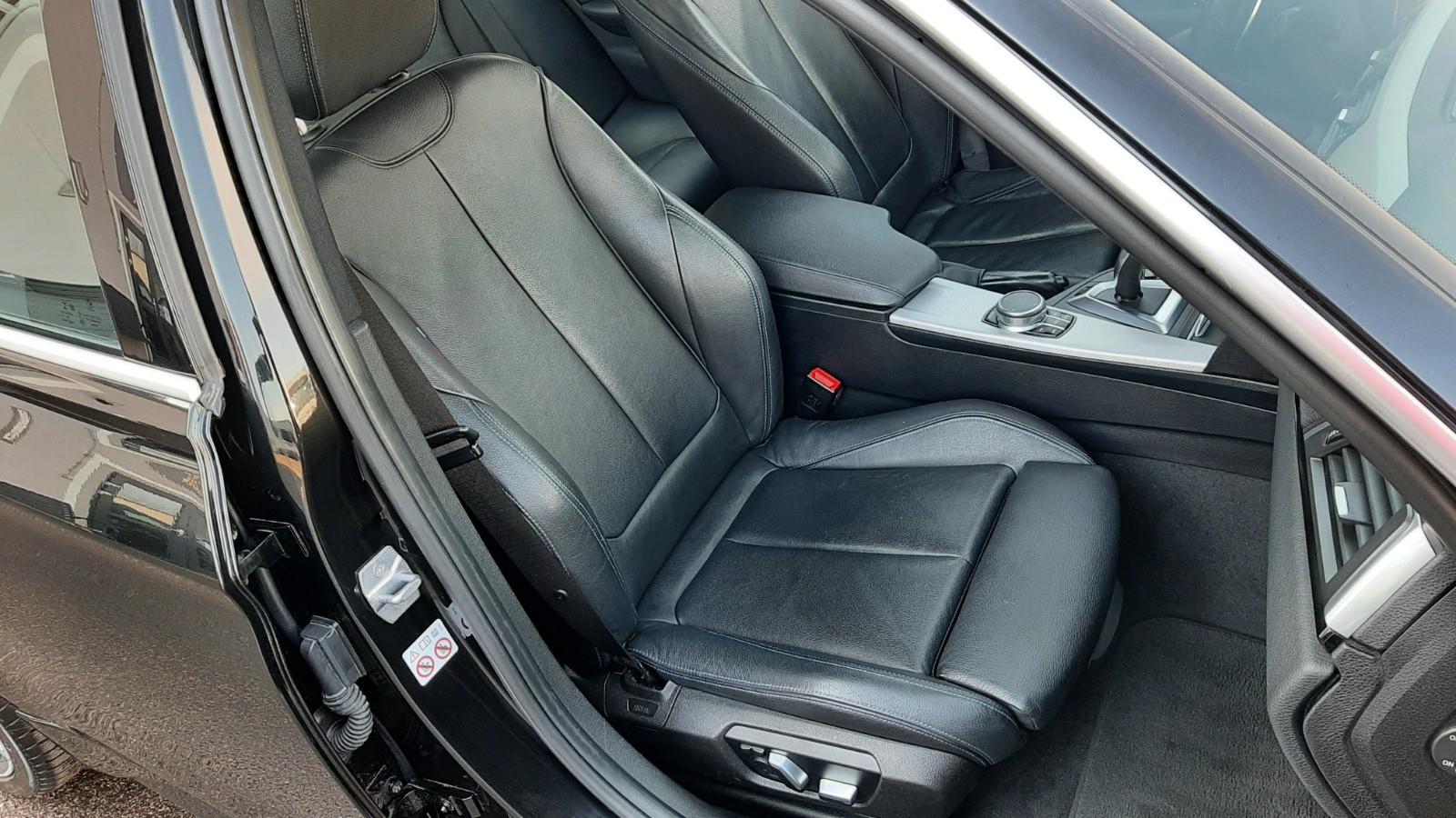 BMW 330E IPERFORMANCE 252CH M SPORT