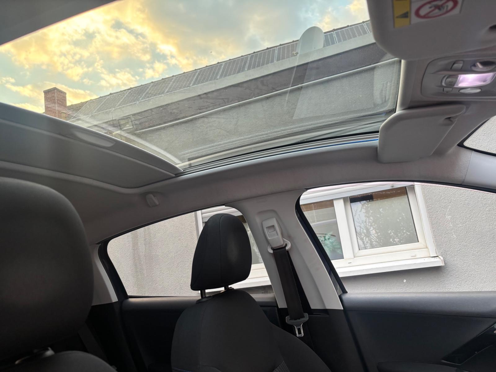 Peugeot 208 Style PANORAMADACH